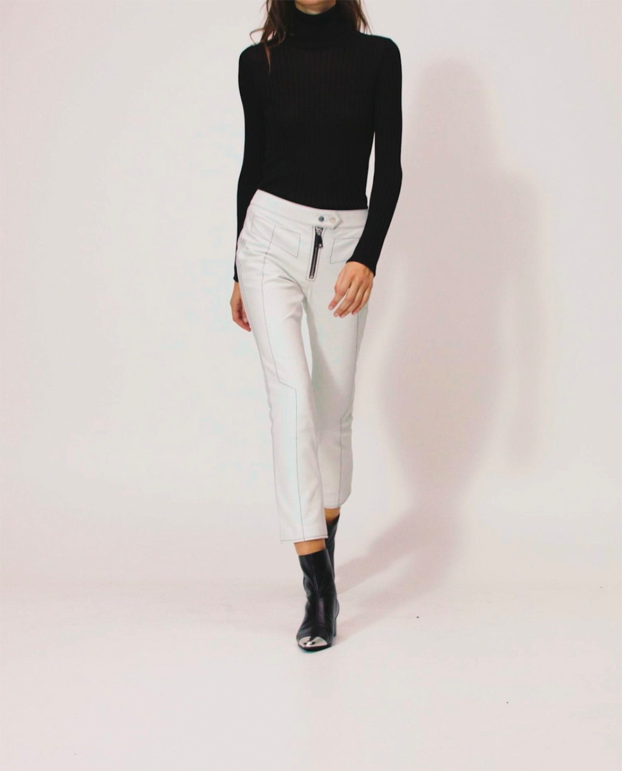Buttoned wool coat